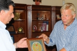 The Mayor of Kos awarded Taavi Vartia, director of the film «Adventure In Greece»